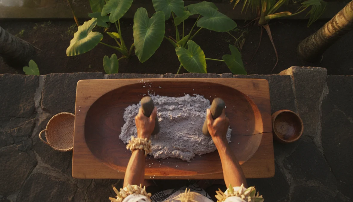 Poi Hawaiian Tradition: The Sacred Taro Paste at the Heart of Polynesian Culture